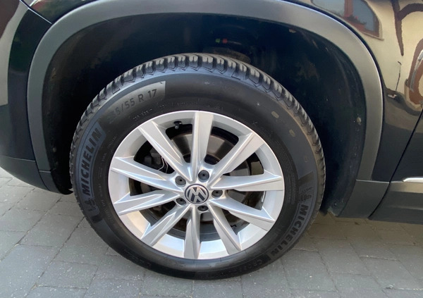 Volkswagen Tiguan cena 42900 przebieg: 247497, rok produkcji 2012 z Chełmno małe 407